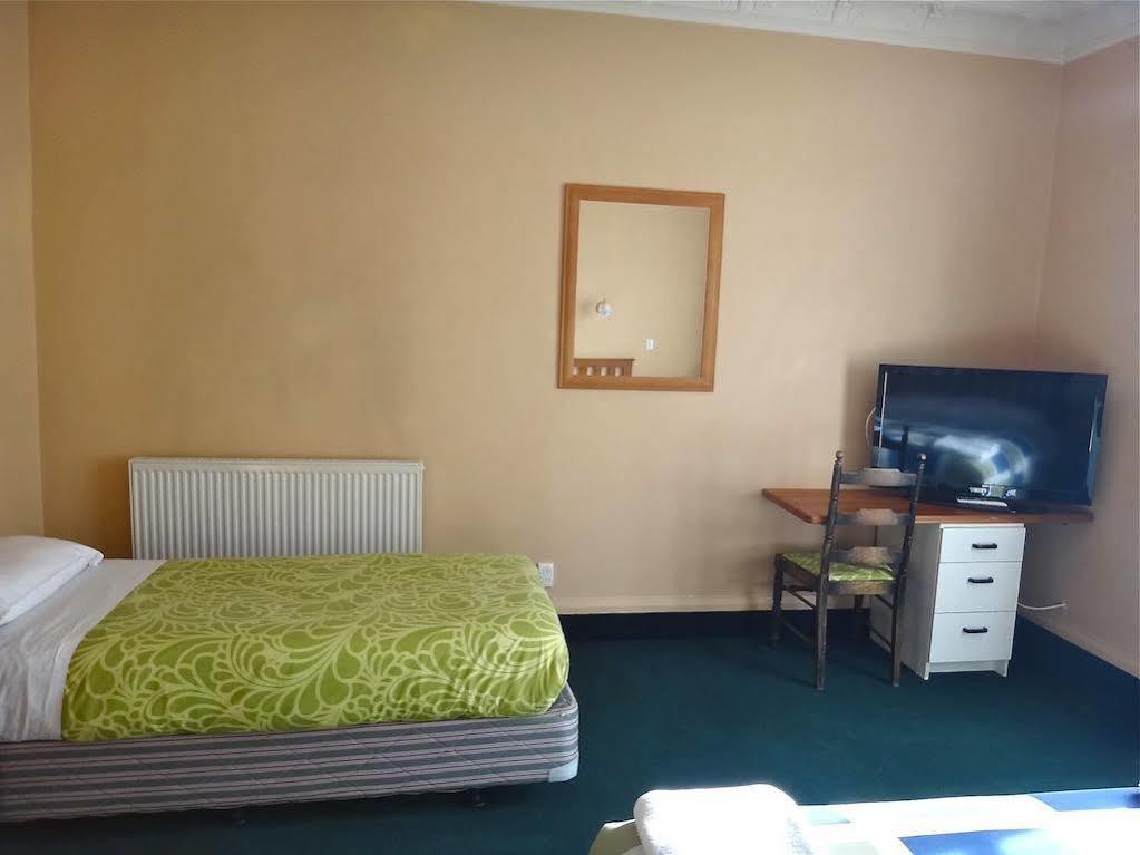 Kiwis Nest Backpackers And Budget Accommodation Данідін Екстер'єр фото